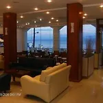 Kaiser Bridge Otel 3*