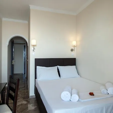 Kaiser Bridge Hotel 3*