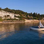 Kaiser Bridge Hotell 3*