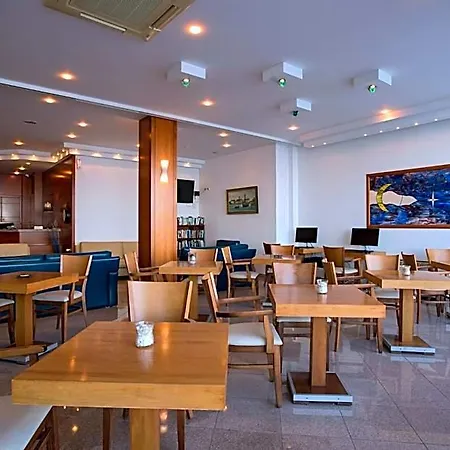 Hotel Kaiser Bridge 3*