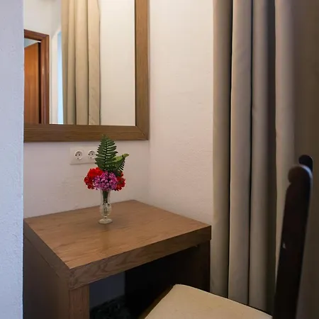 Kaiser Bridge فندق